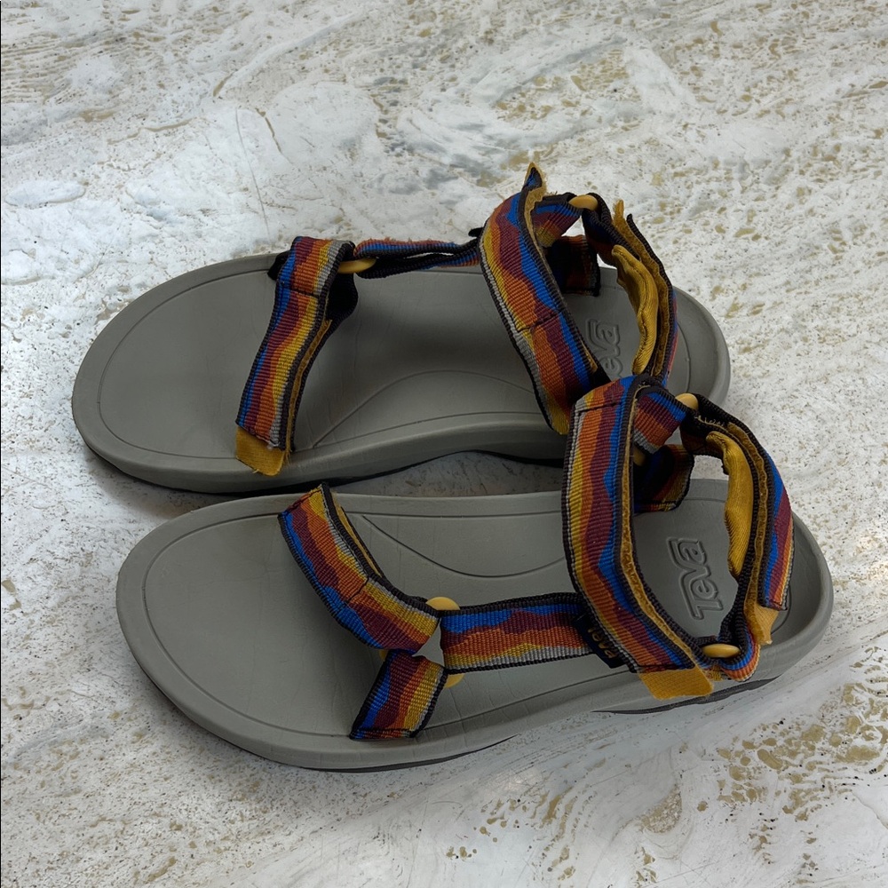 Teva sandals girls size 2